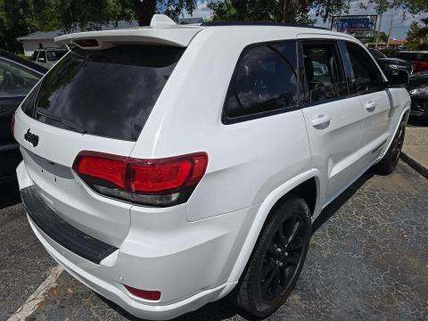 JEEP LAREDO ALTITUDE EDITION - 3