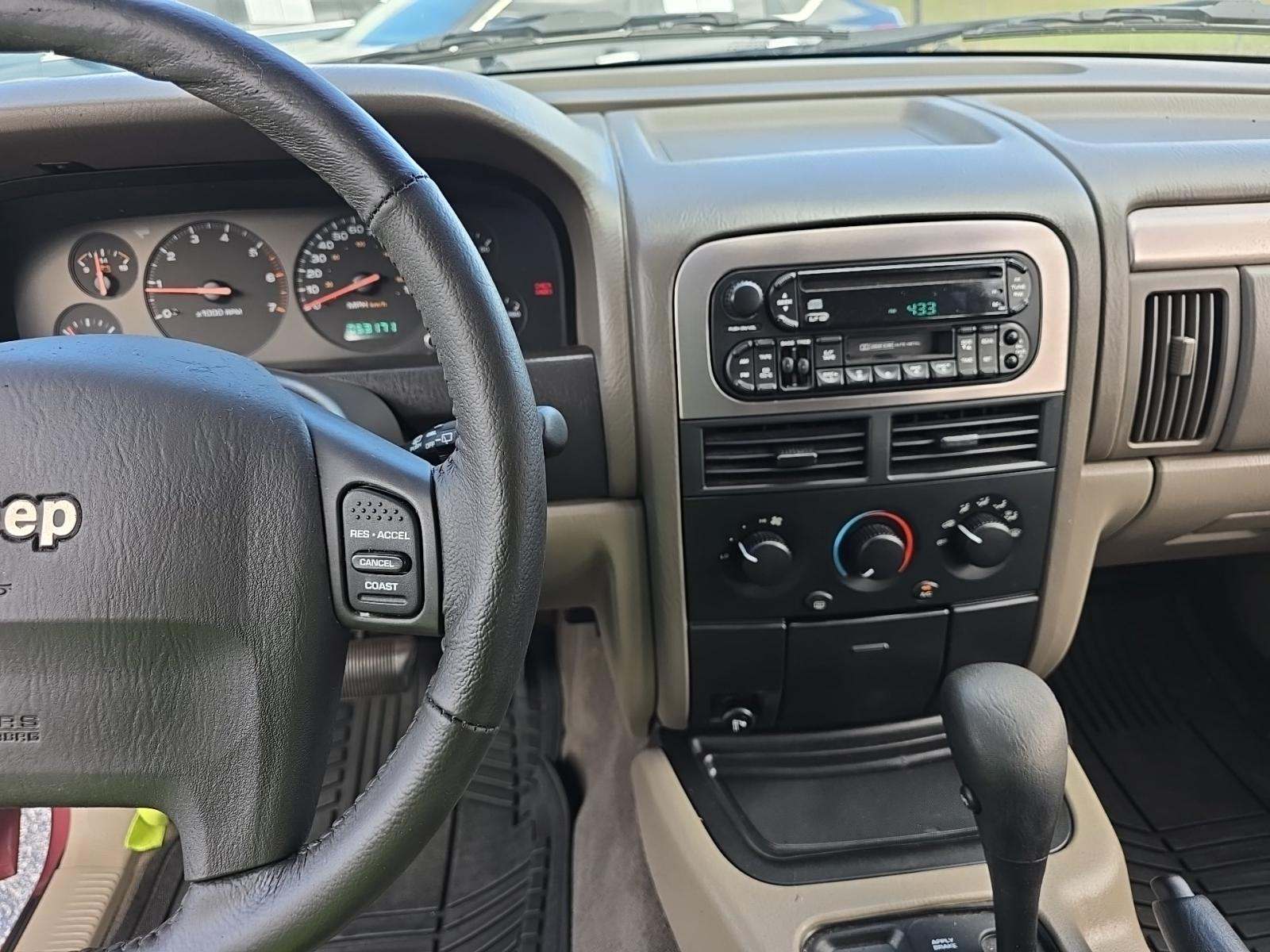 JEEP GRAND CHEROKEE - 10