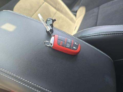 DODGE SRT HELLCAT - 4