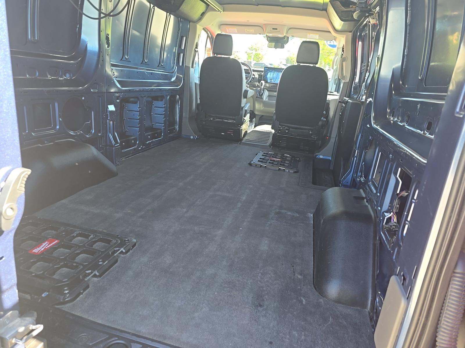 FORD TRANSIT 150 - 9