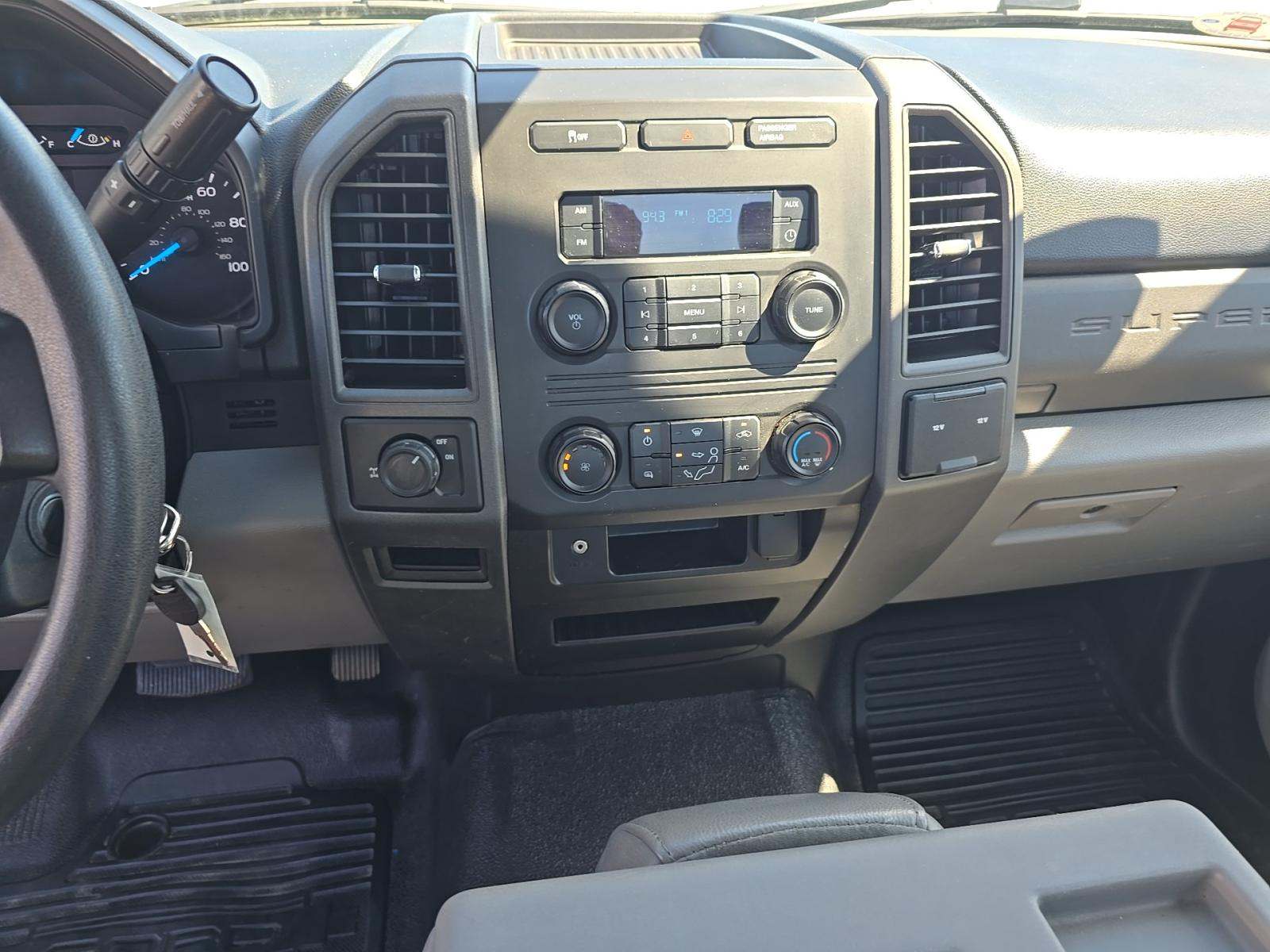 FORD F-250 - 6