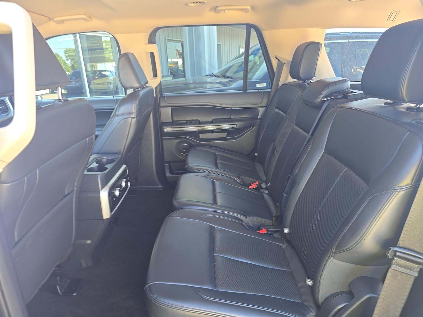 FORD EXPEDITION - 9