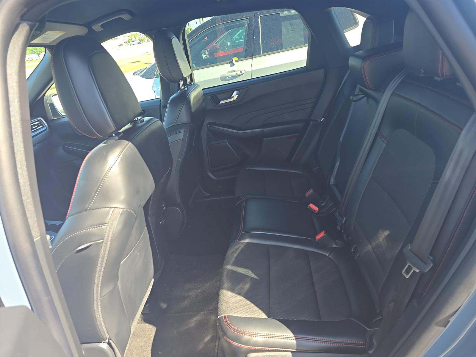 2025 Ford Escape ST-Line FWD