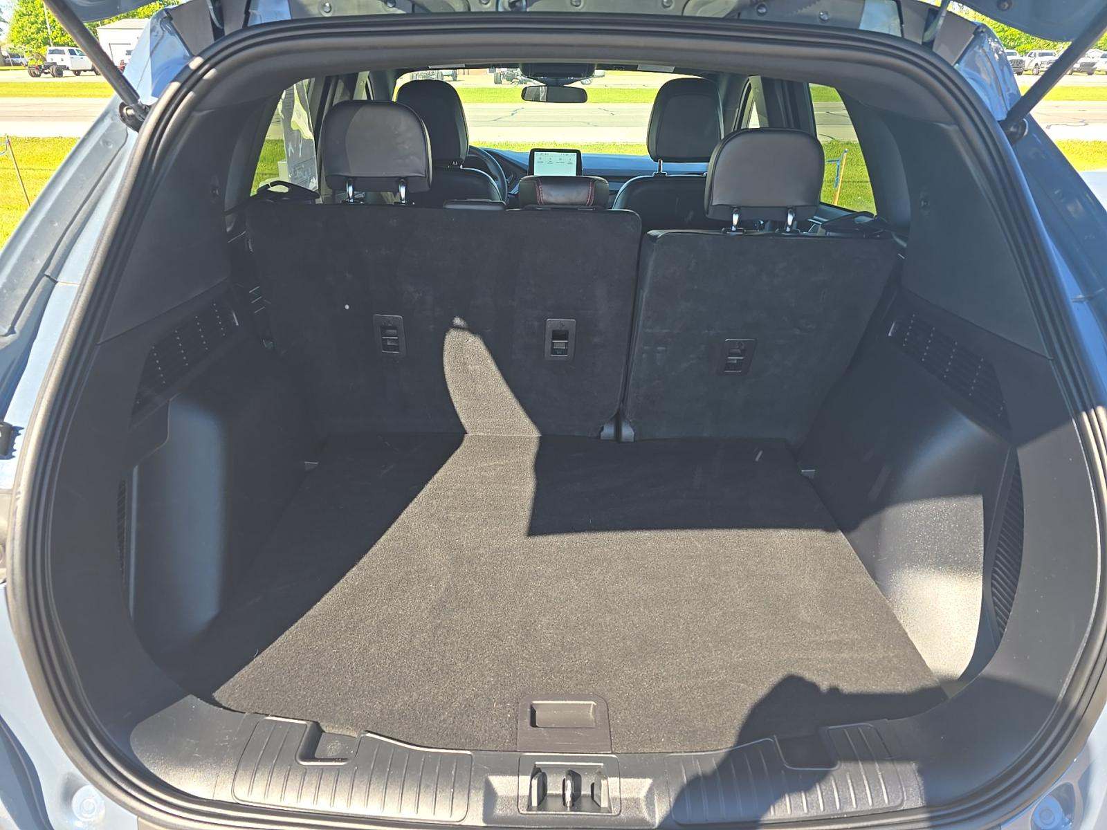 2025 Ford Escape ST-Line FWD