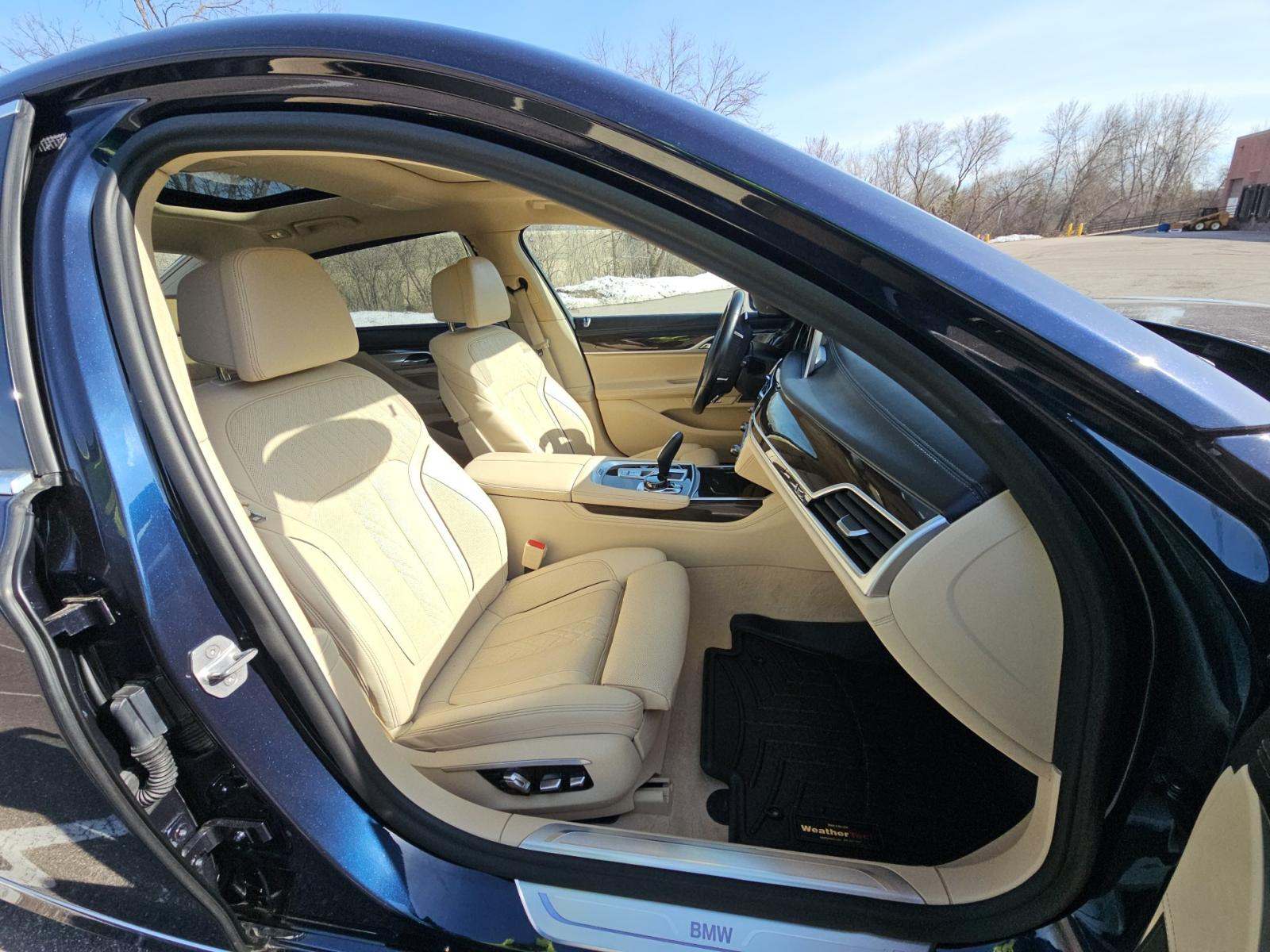 2017 BMW 7 Series 740i xDrive AWD