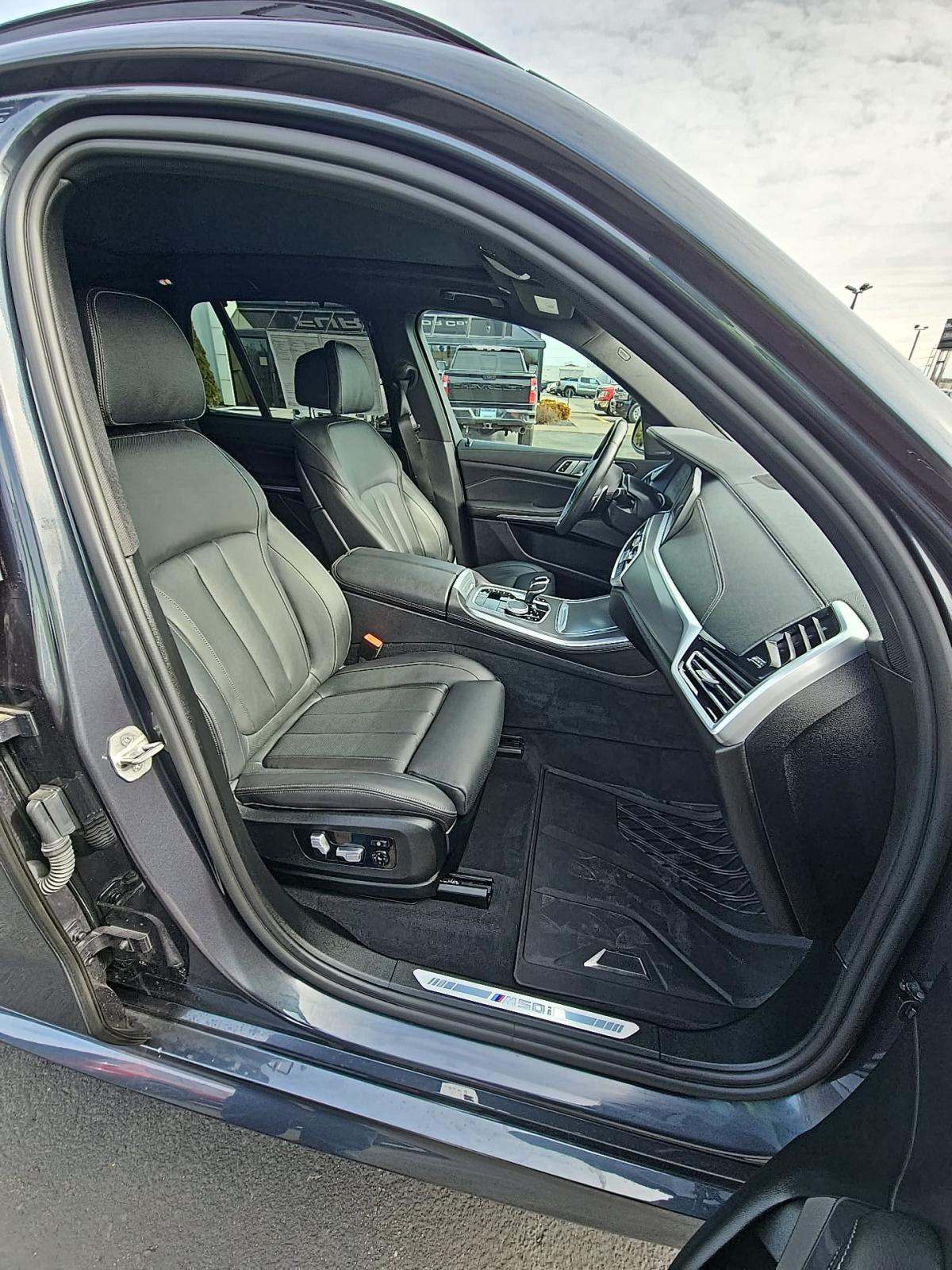 2021 BMW X5 M50i AWD