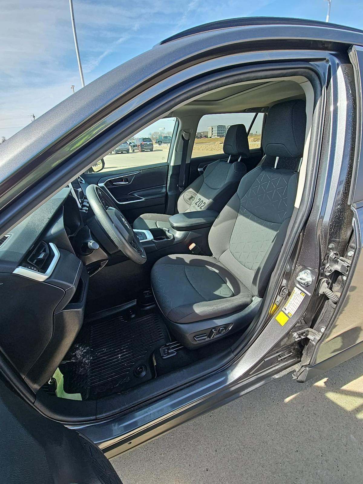 2023 Toyota RAV4 Hybrid XLE AWD