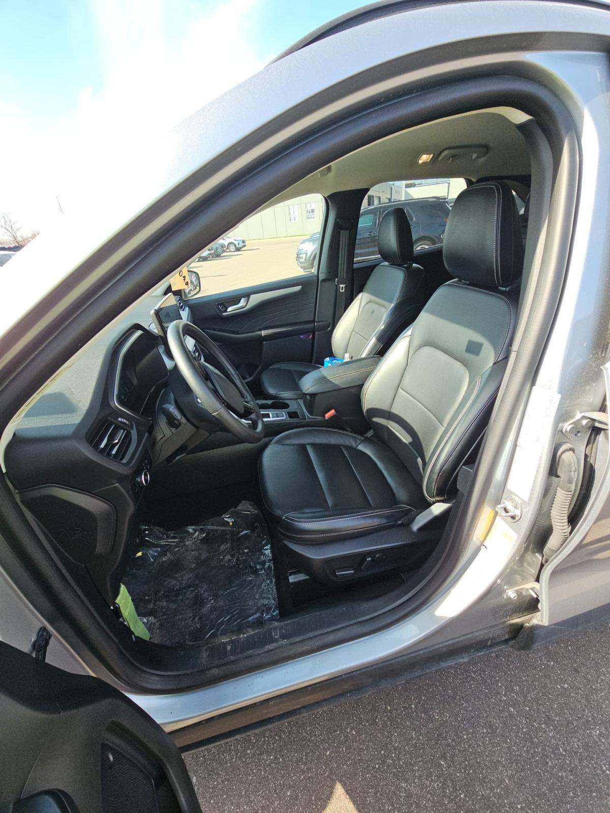 2024 Ford Escape Platinum AWD