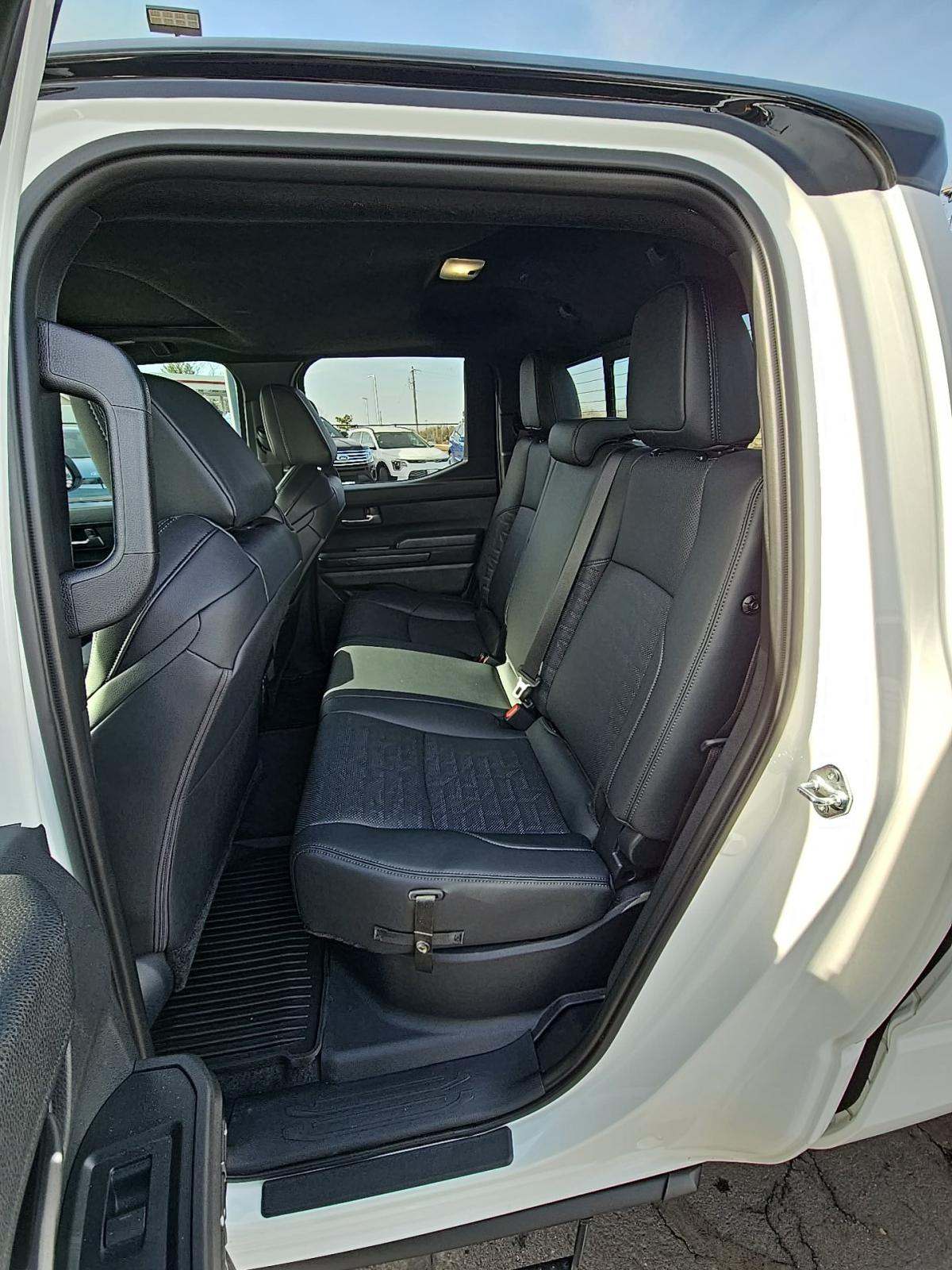 2025 Toyota Tacoma TRD Off-Road AWD