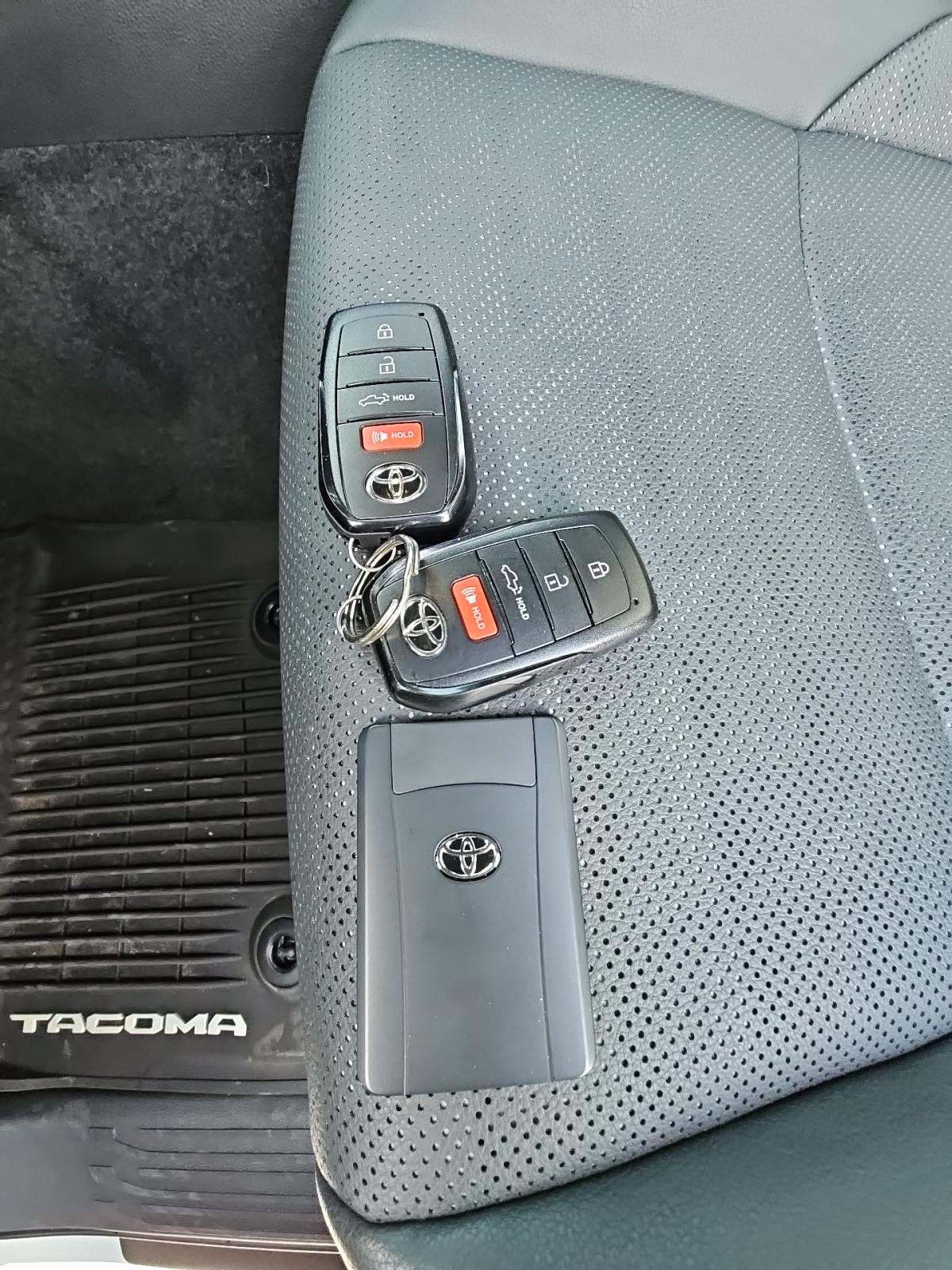 2025 Toyota Tacoma TRD Off-Road AWD