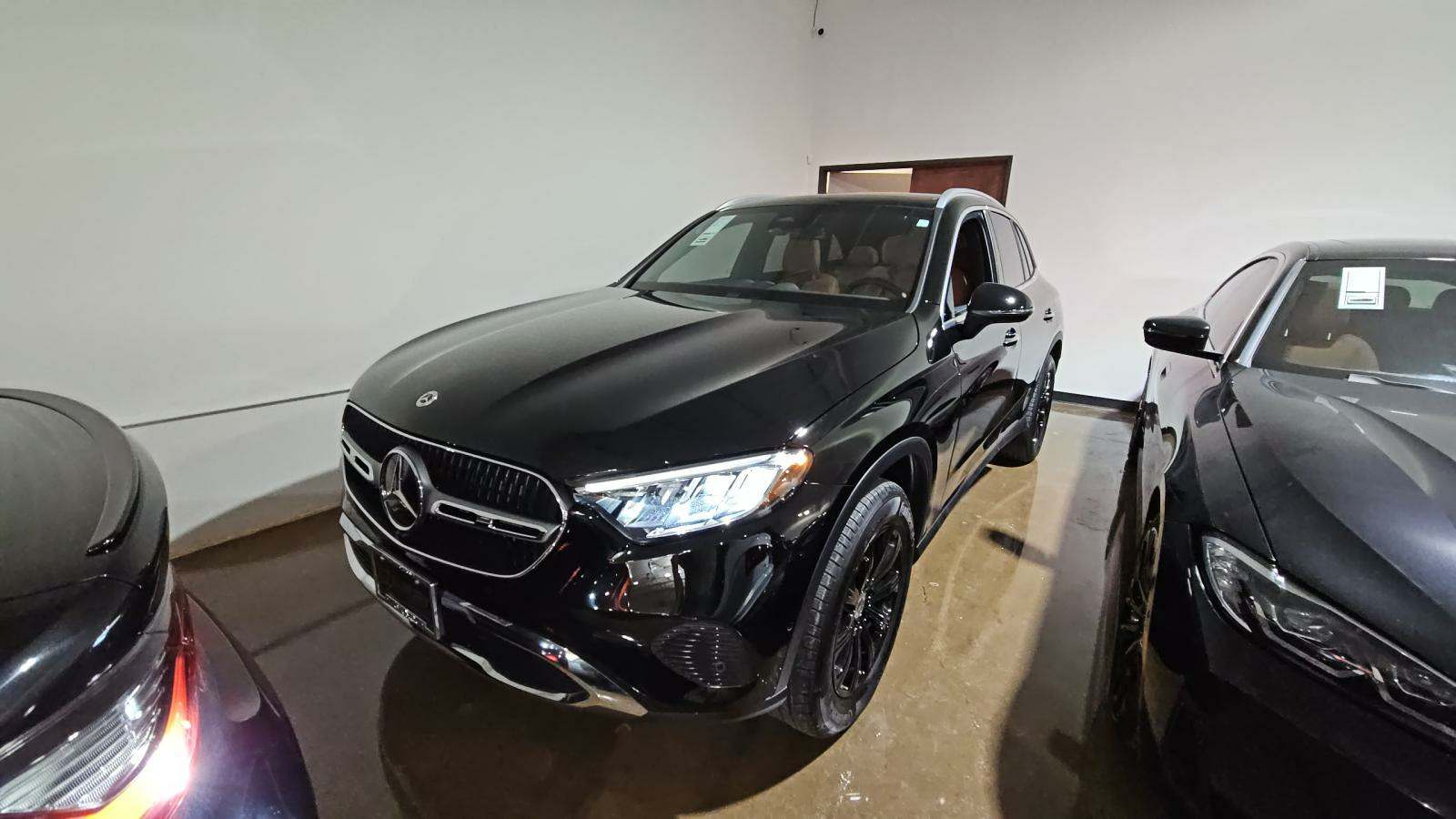 2023 Mercedes-Benz GLC 300
