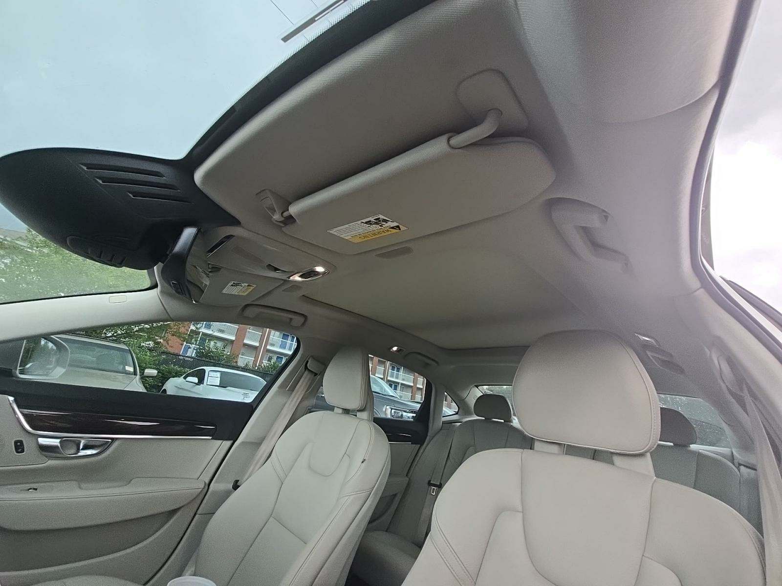 2018 Volvo S90 T5 Momentum AWD