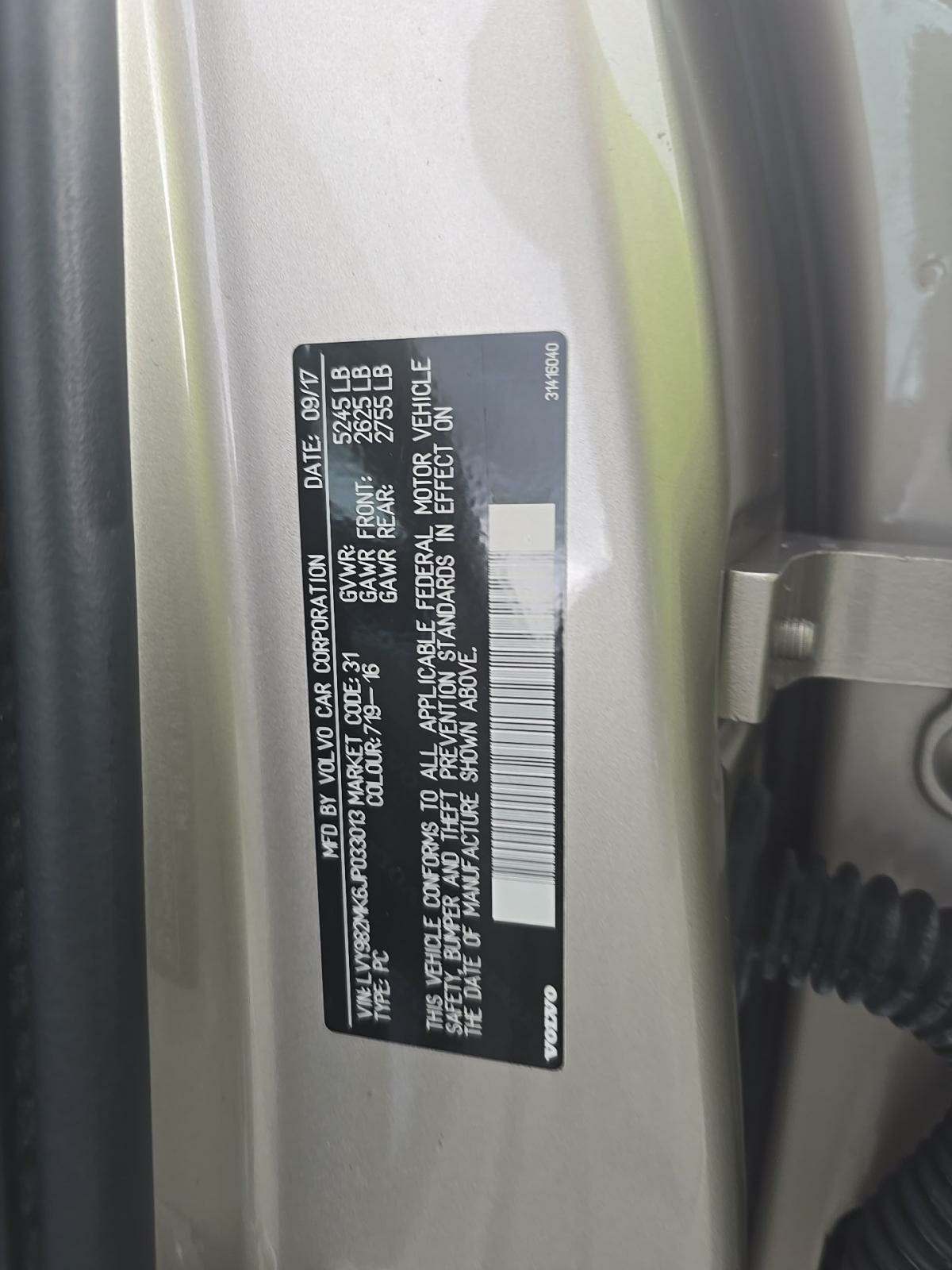 2018 Volvo S90 T5 Momentum AWD