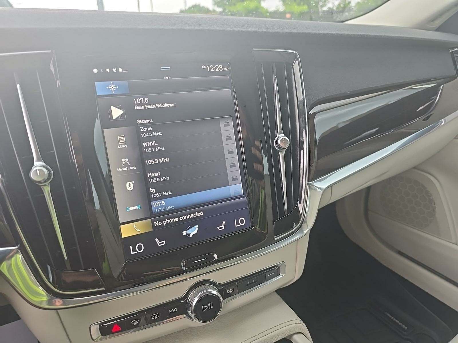 2018 Volvo S90 T5 Momentum AWD