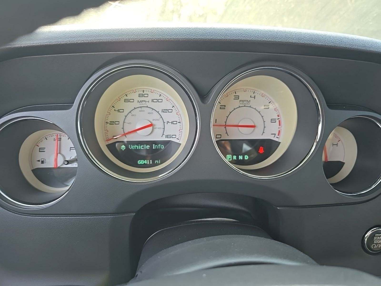 2013 Dodge Challenger R/T RWD