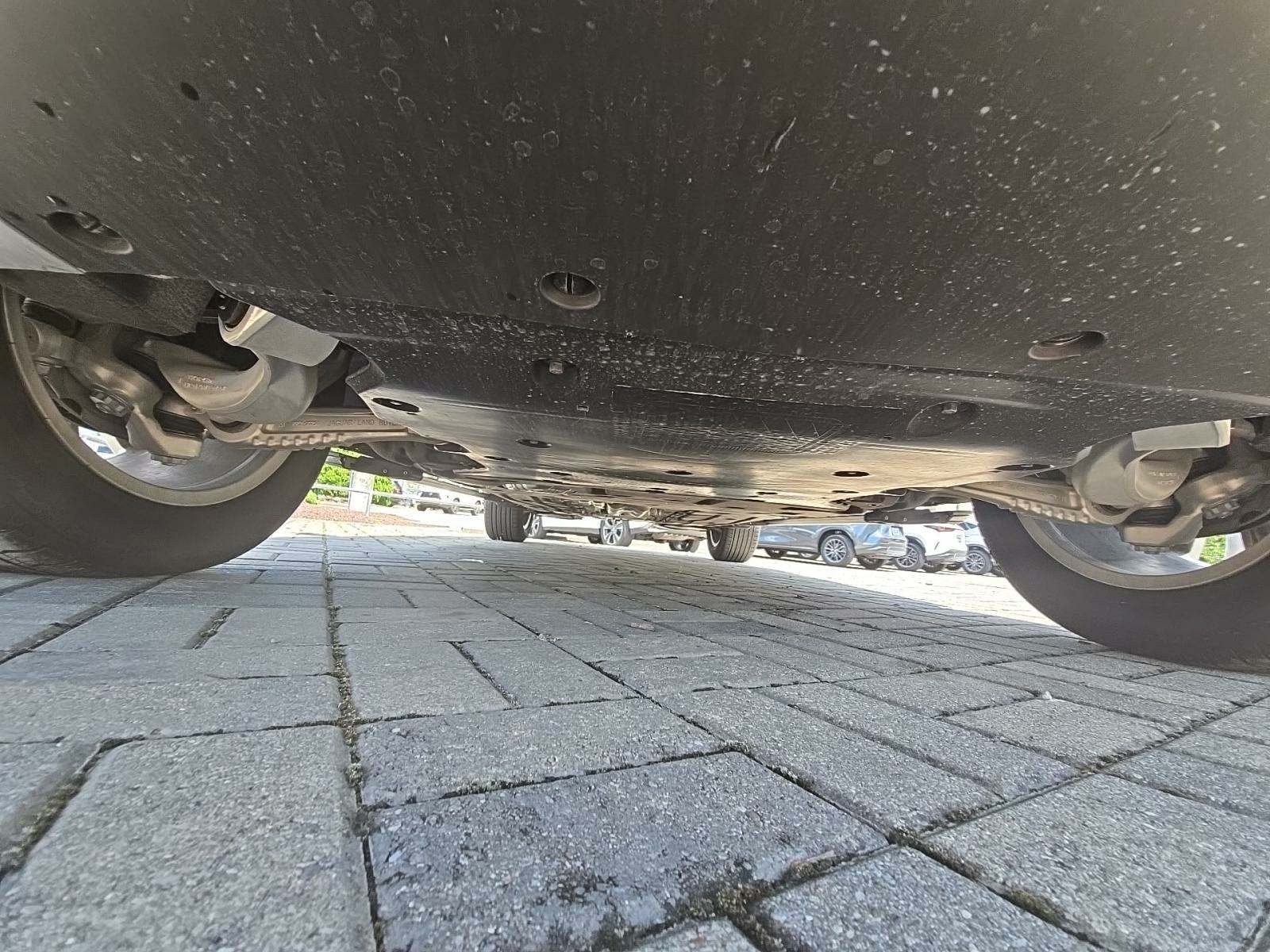 2024 Land Rover Range Rover SE LWB AWD