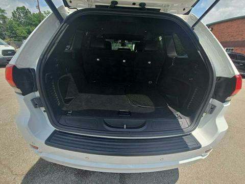 2020 Jeep Grand Cherokee Laredo Altitude Edition AWD