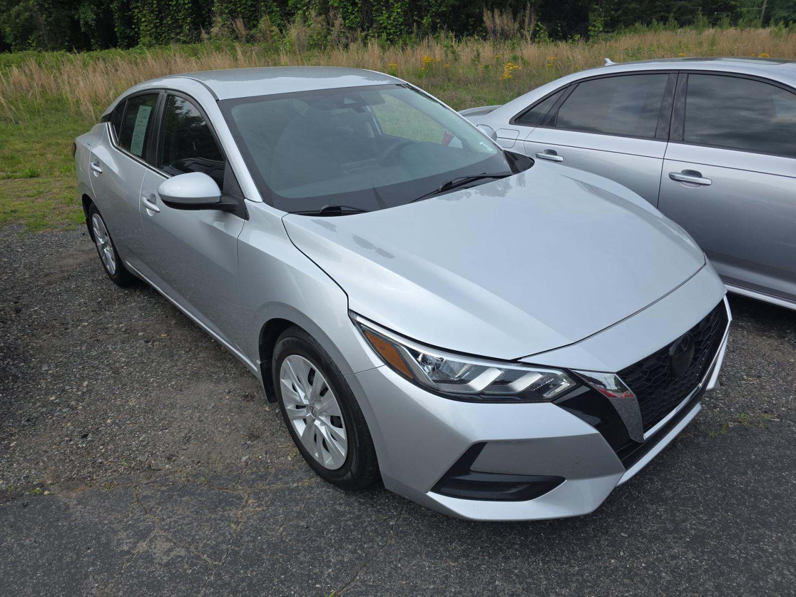 NISSAN SENTRA - 4
