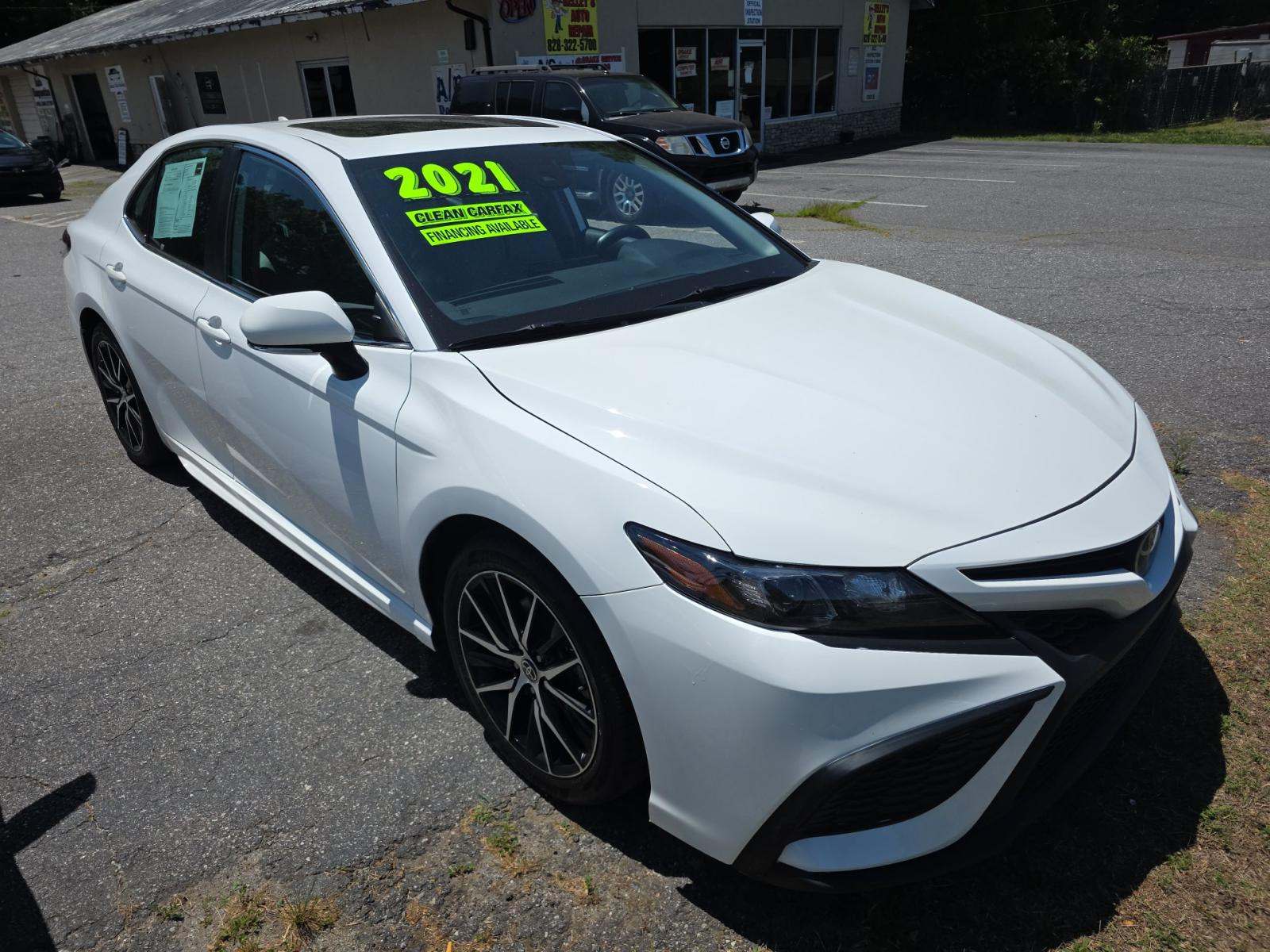 TOYOTA CAMRY - 4