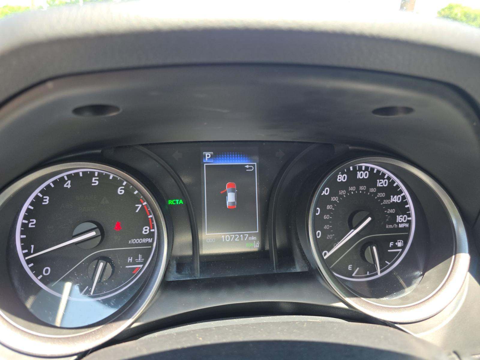 TOYOTA CAMRY - 8