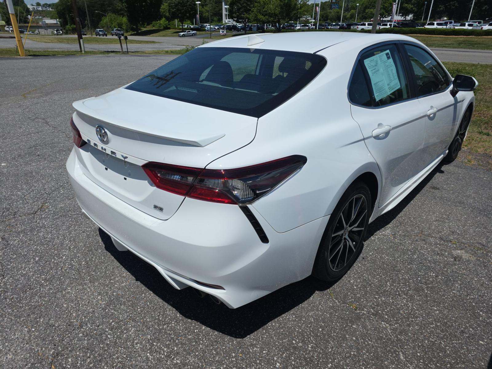 TOYOTA CAMRY - 3