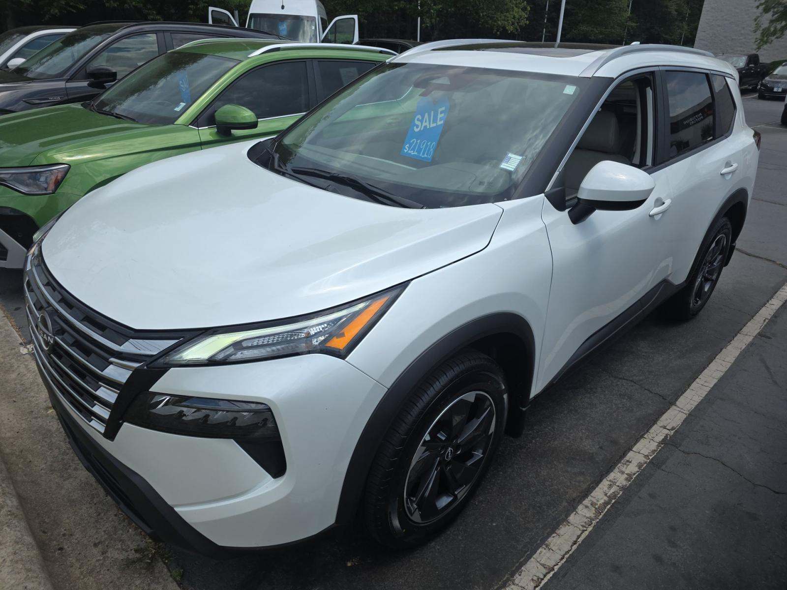 2024 Nissan Rogue SV FWD