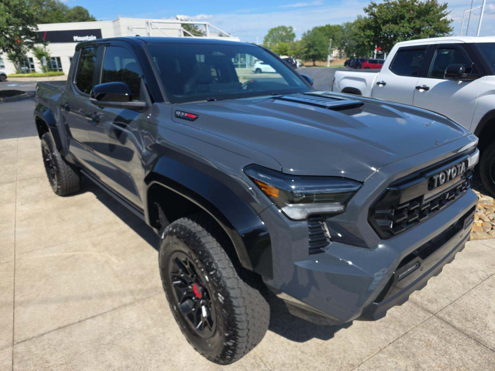 2025 Toyota Tacoma Hybrid TRD Pro AWD