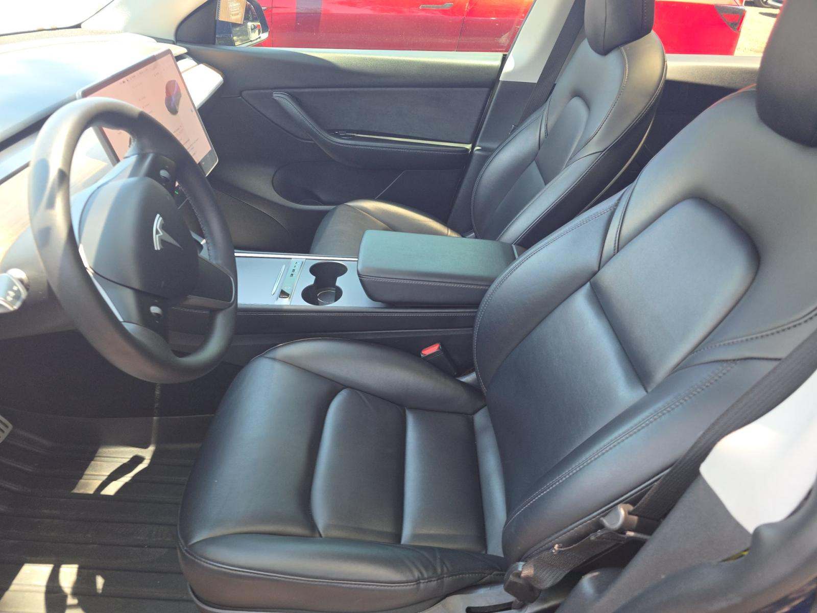 TESLA MODEL Y - 6
