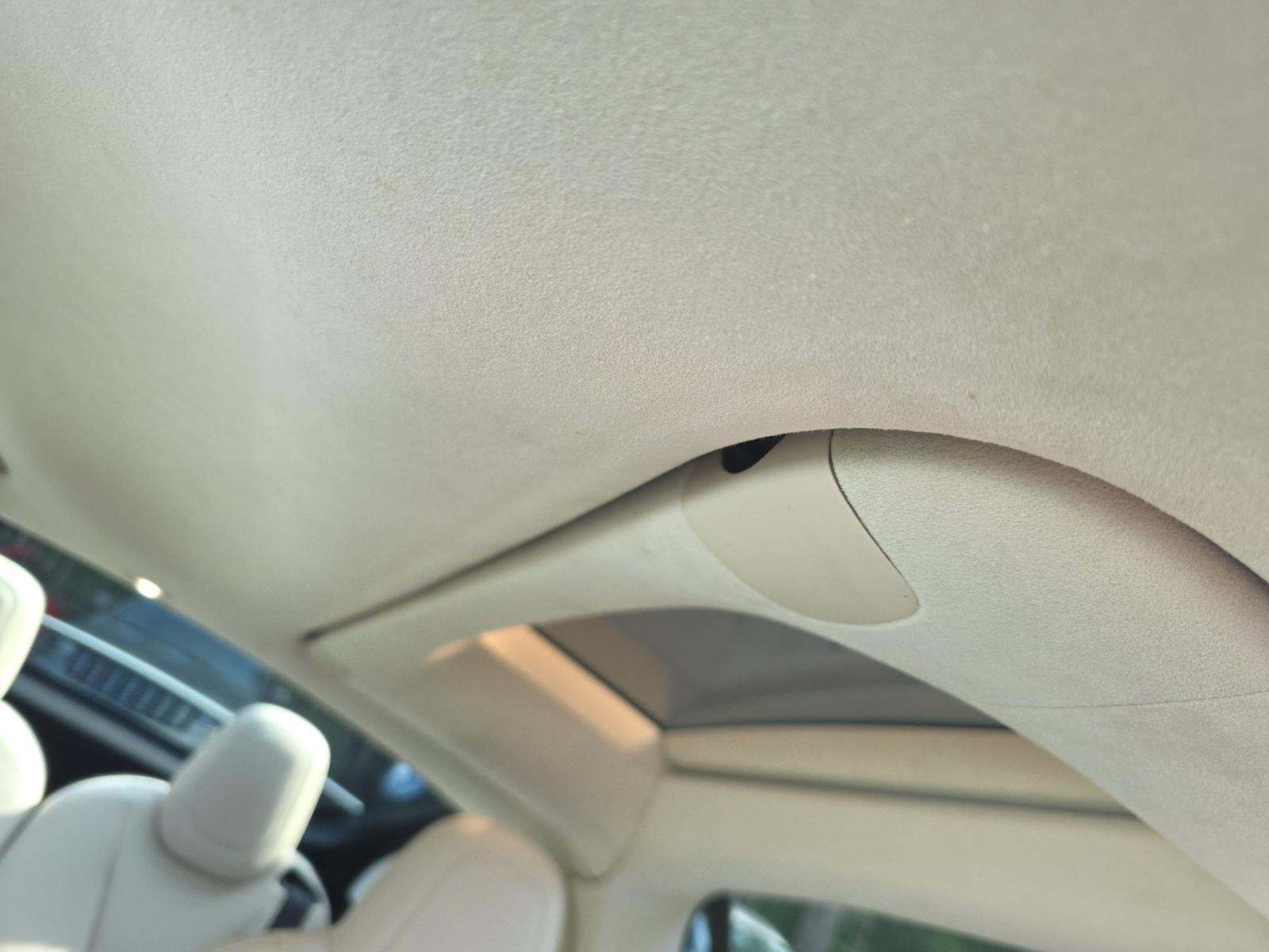 TESLA MODEL X - 9