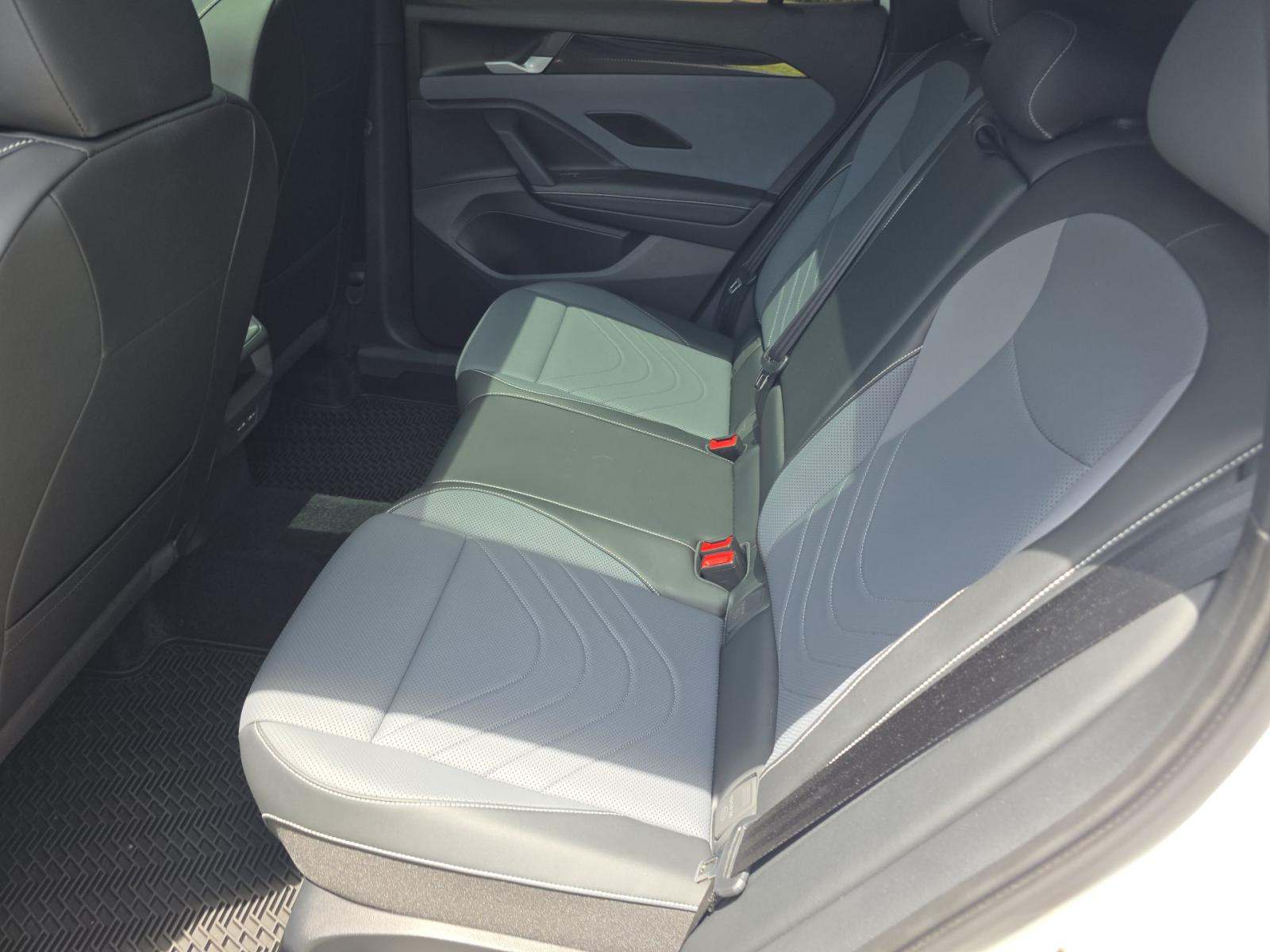 2025 Volkswagen Tiguan 2.0T SE R-Line Black AWD