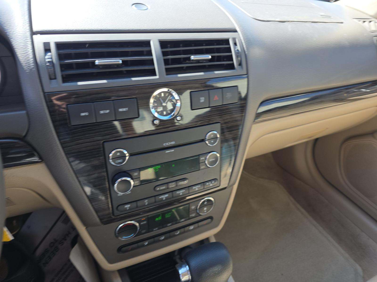 FORD FUSION - 9