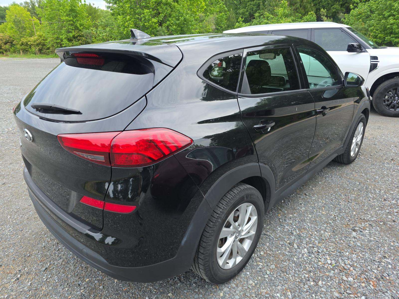 HYUNDAI TUCSON - 3