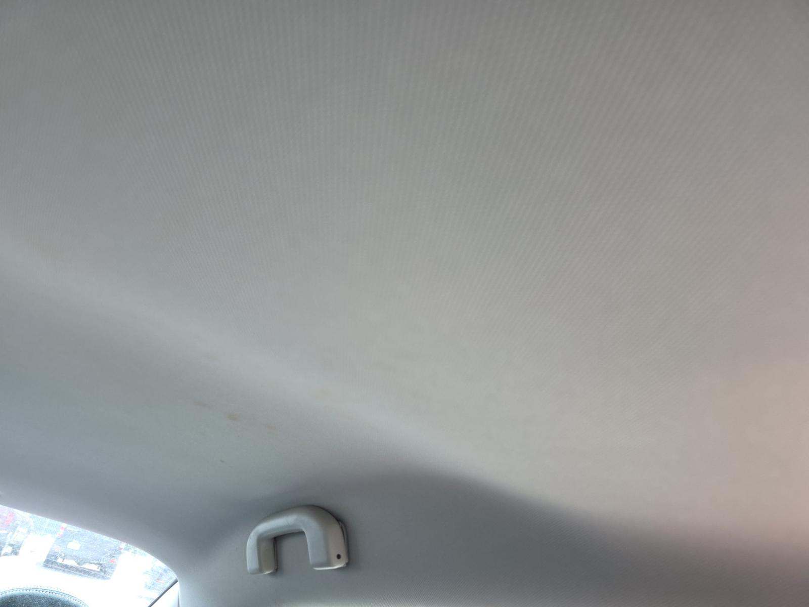 NISSAN VERSA - 10