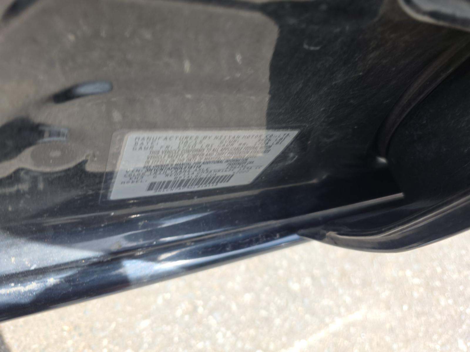 NISSAN VERSA - 5
