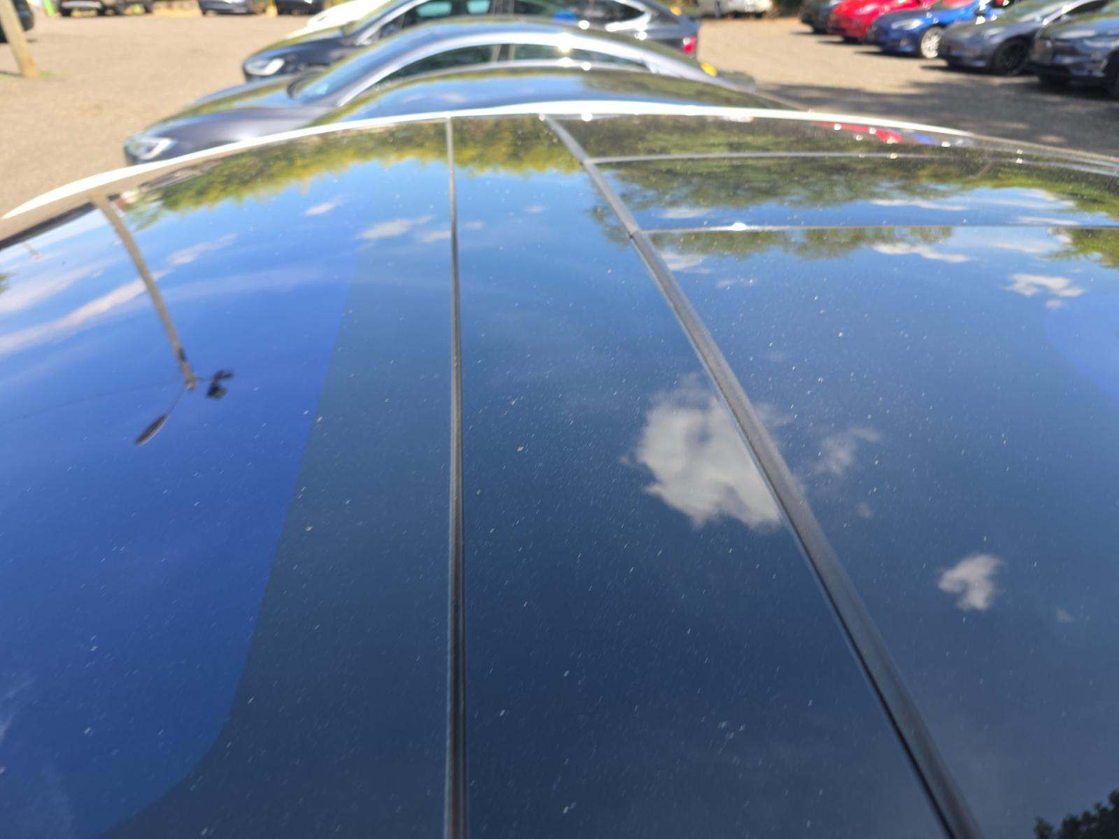 TESLA MODEL X - 10