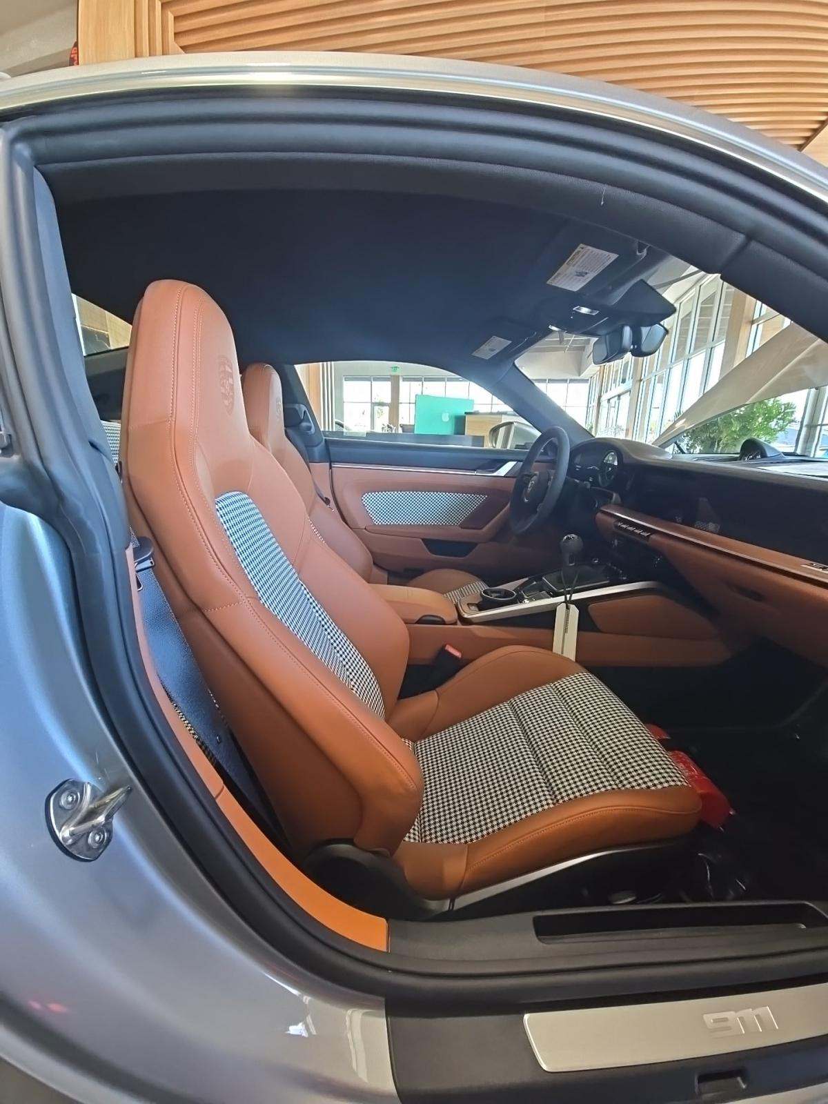 2024 Porsche 911 Carrera S RWD