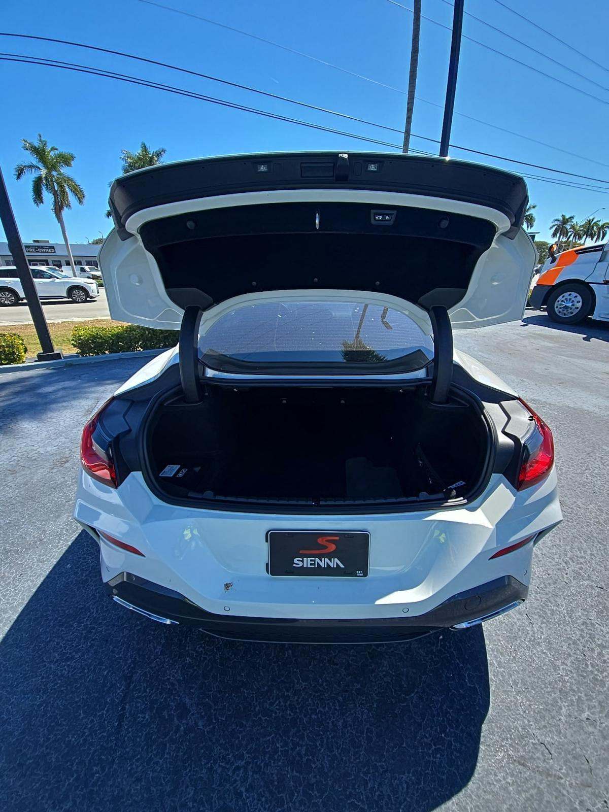 2022 BMW 8 Series M850i xDrive AWD