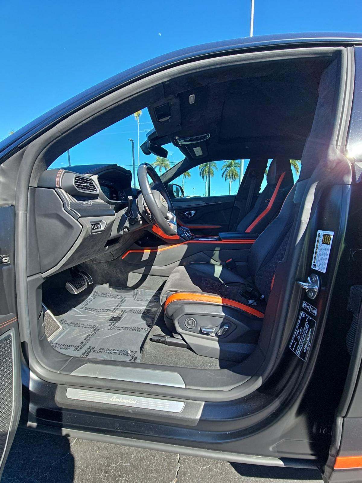 2022 Lamborghini Urus Graphite Capsule AWD