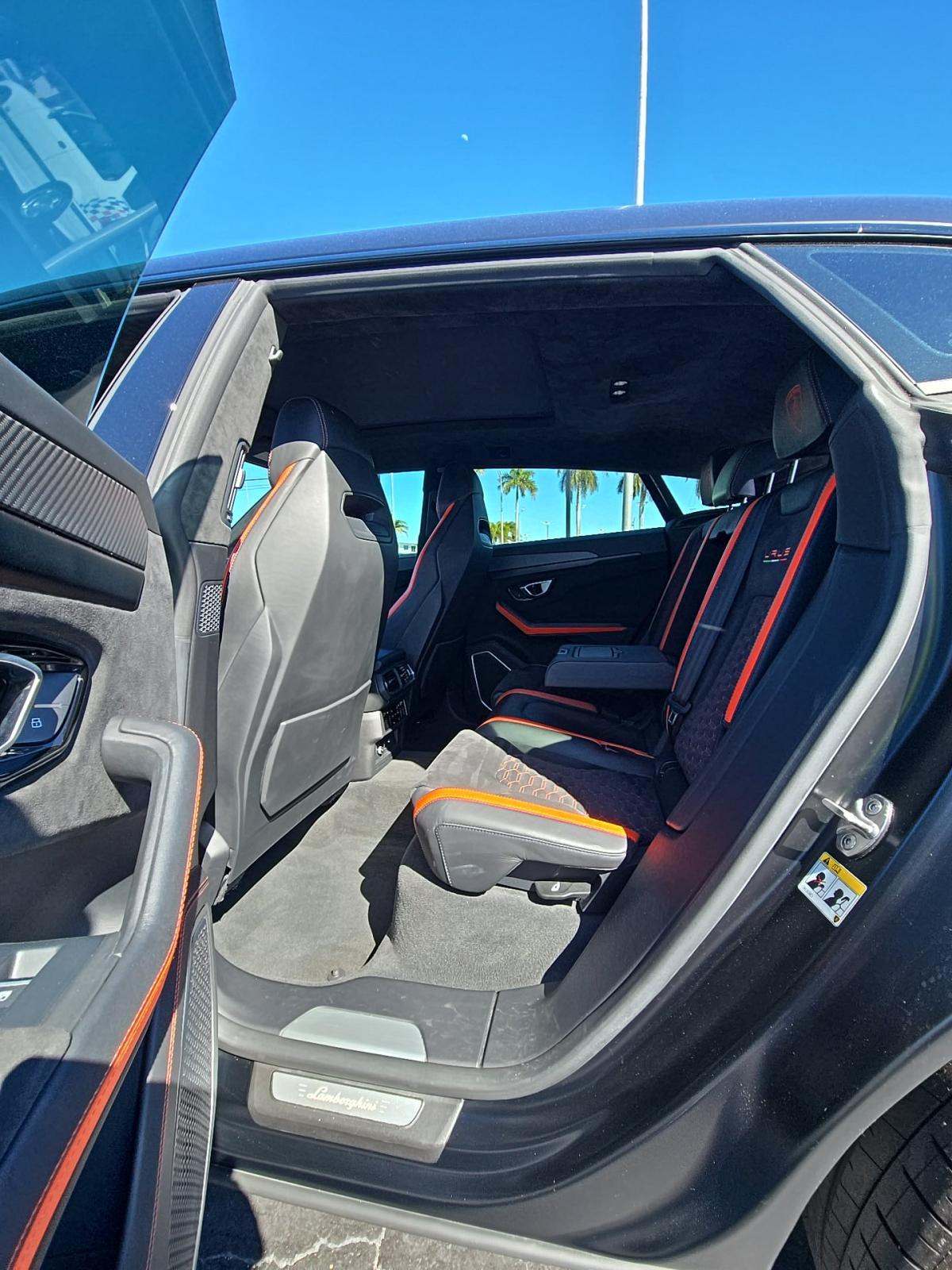 2022 Lamborghini Urus Graphite Capsule AWD