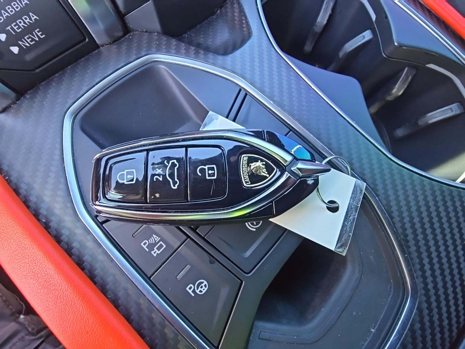 2022 Lamborghini Urus Graphite Capsule AWD