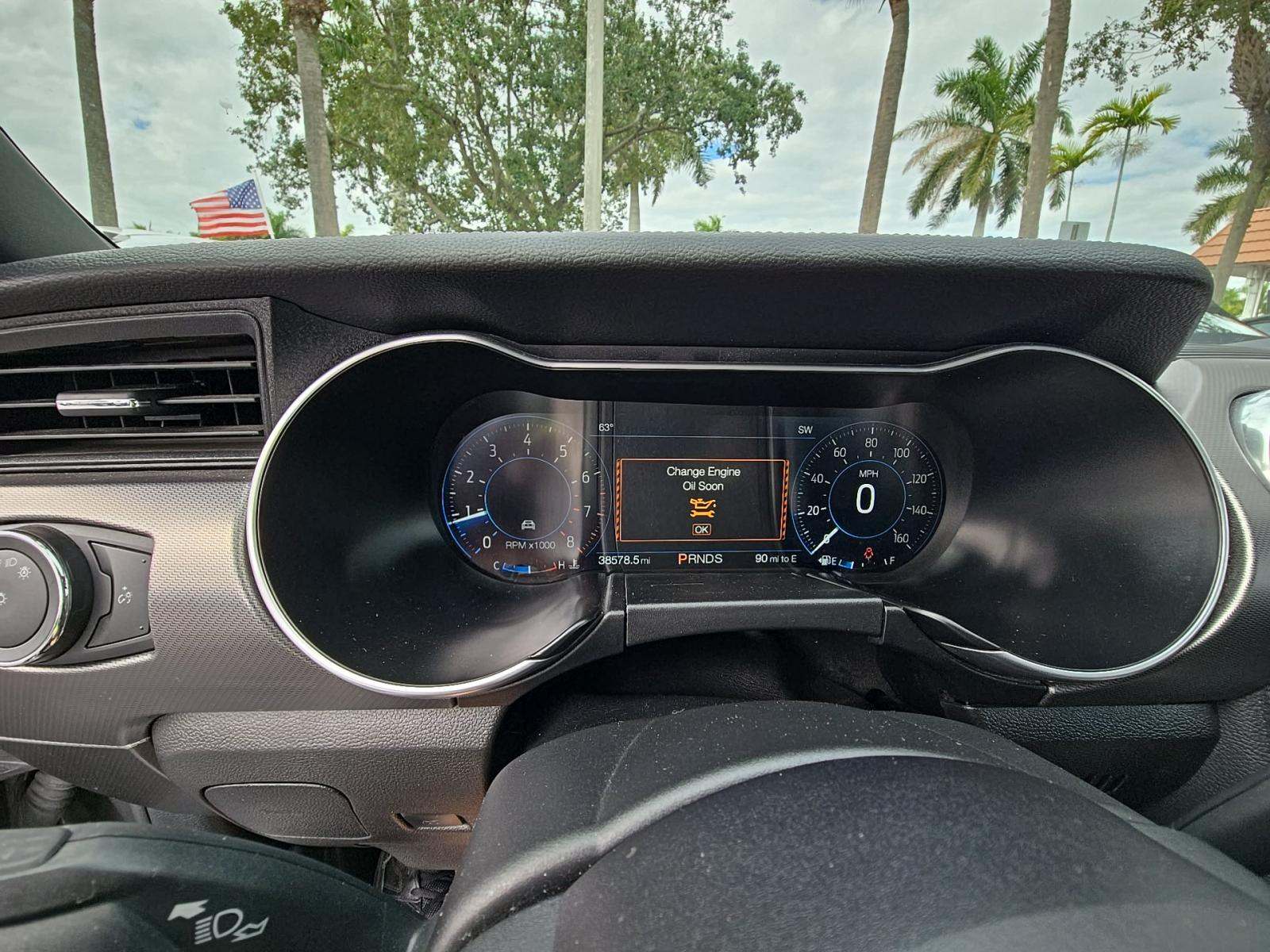 2022 Ford Mustang EcoBoost Premium RWD