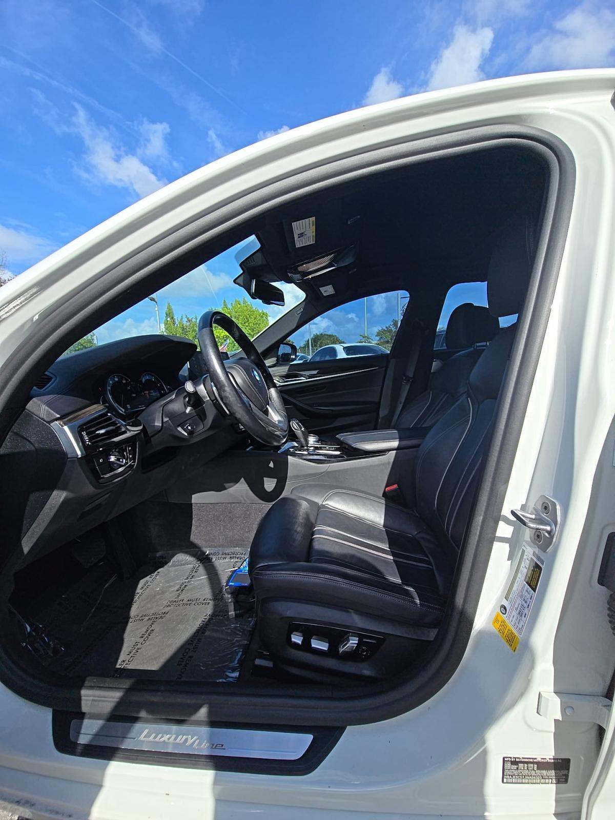 2018 BMW 5 Series 540i RWD