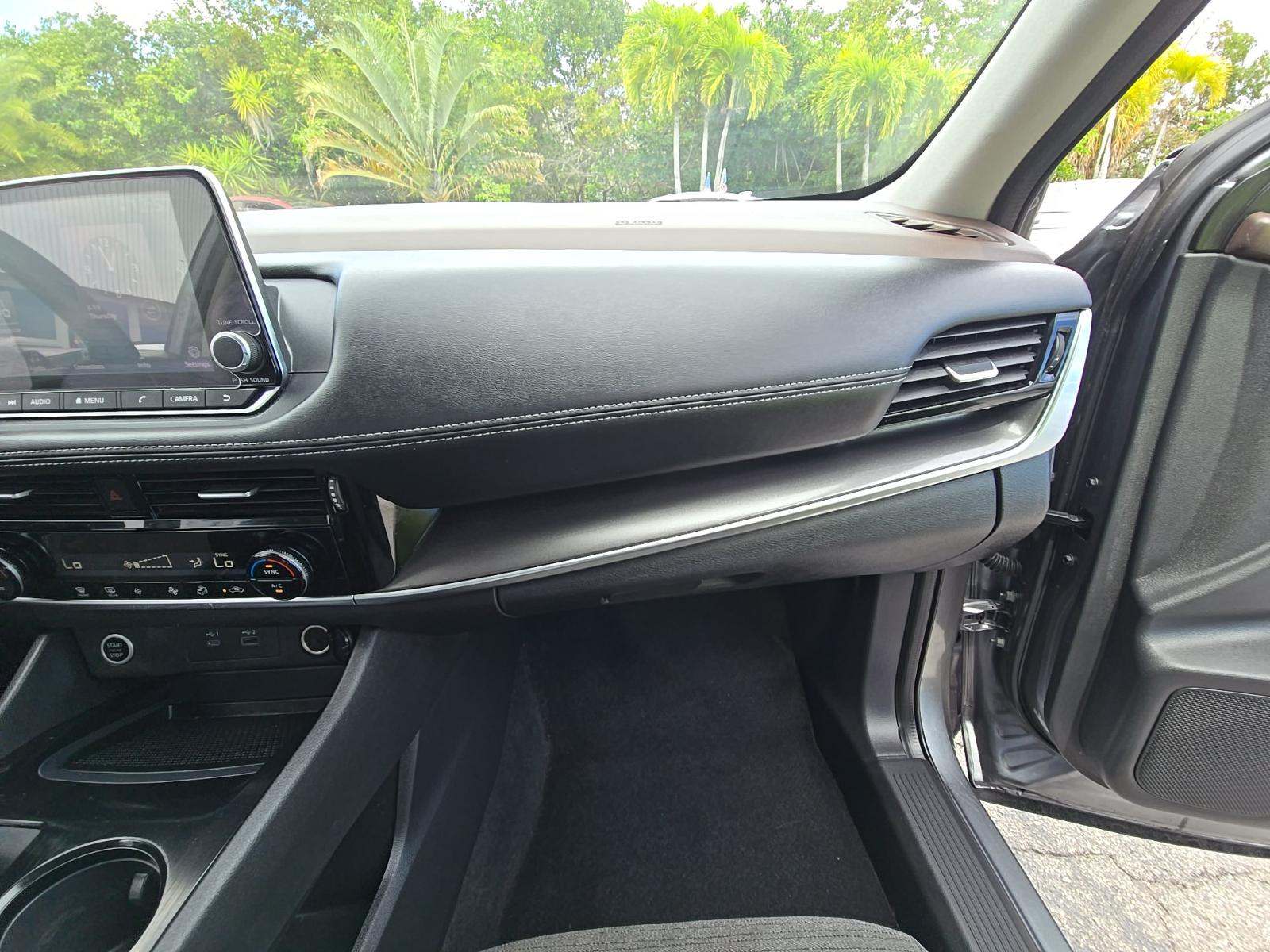 2021 Nissan Rogue SV FWD