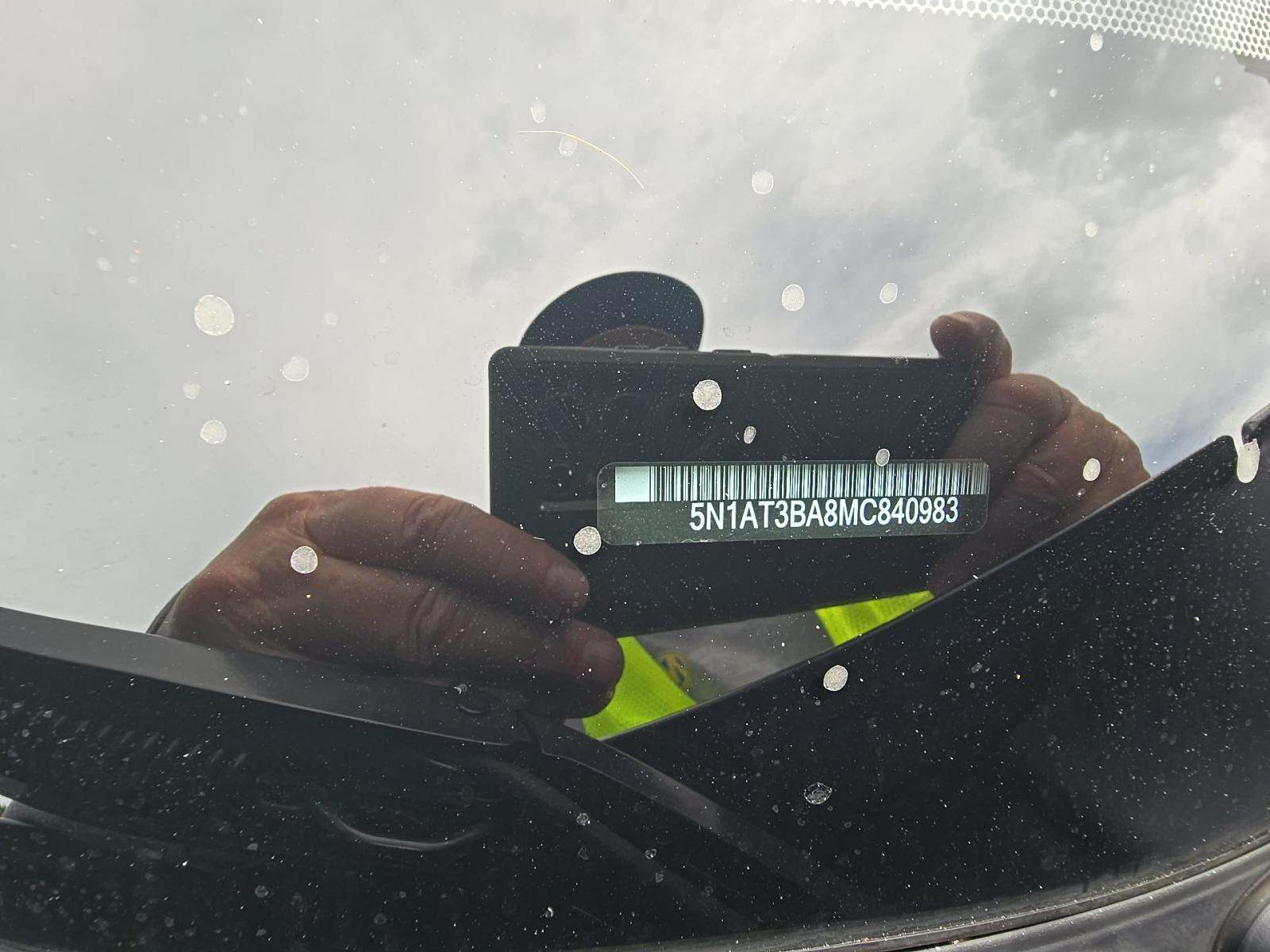 2021 Nissan Rogue SV FWD