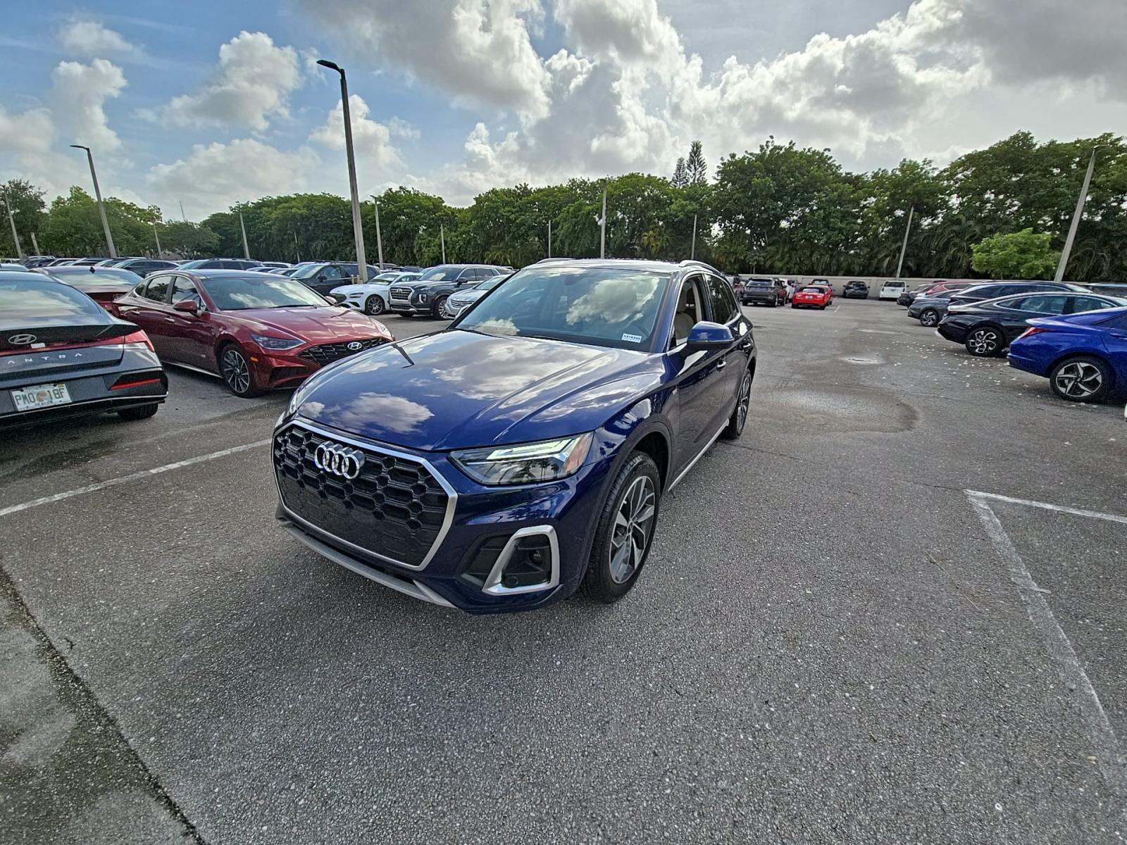2022 Audi Q5 S line Premium