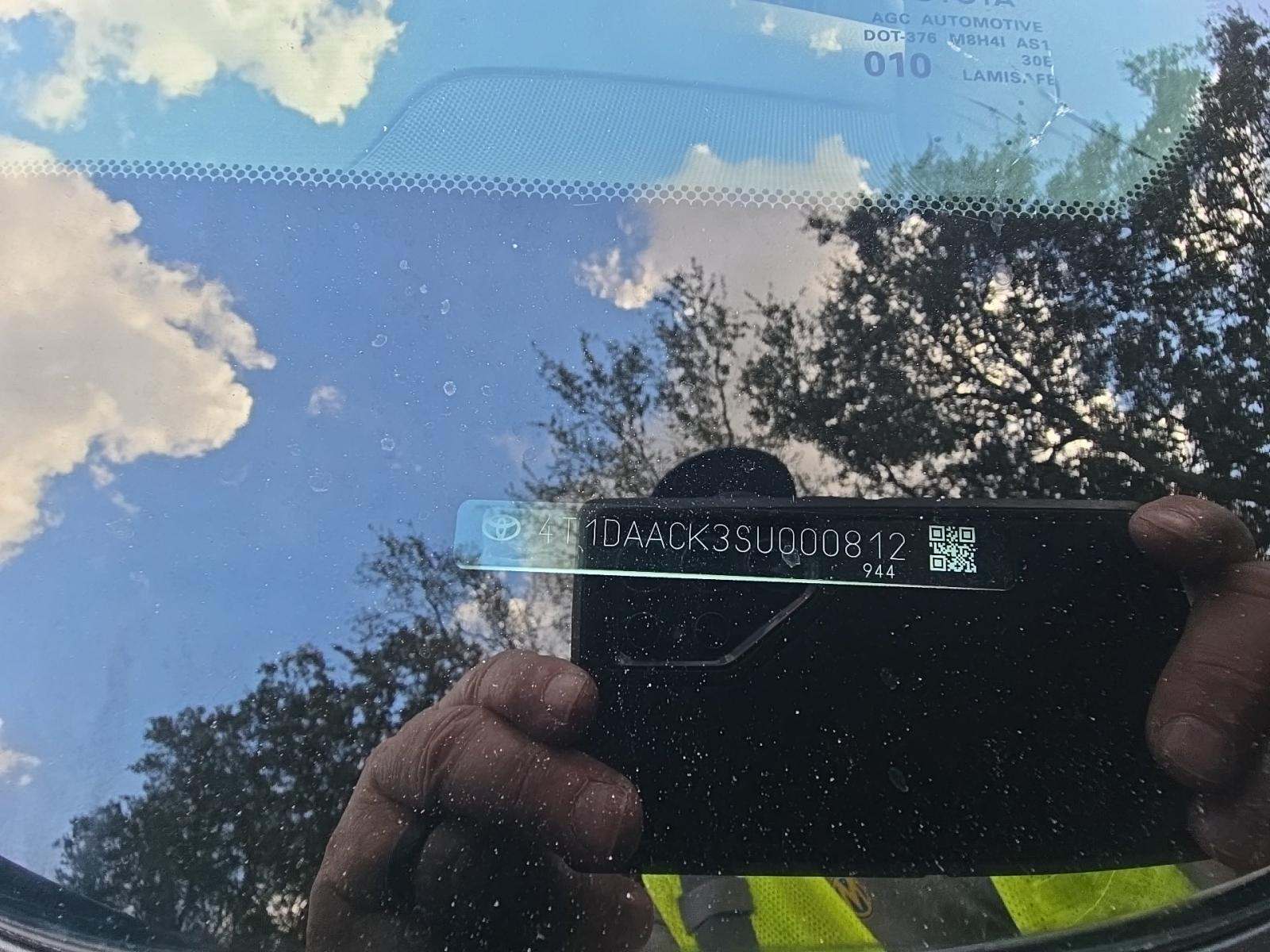 2025 Toyota Camry SE FWD