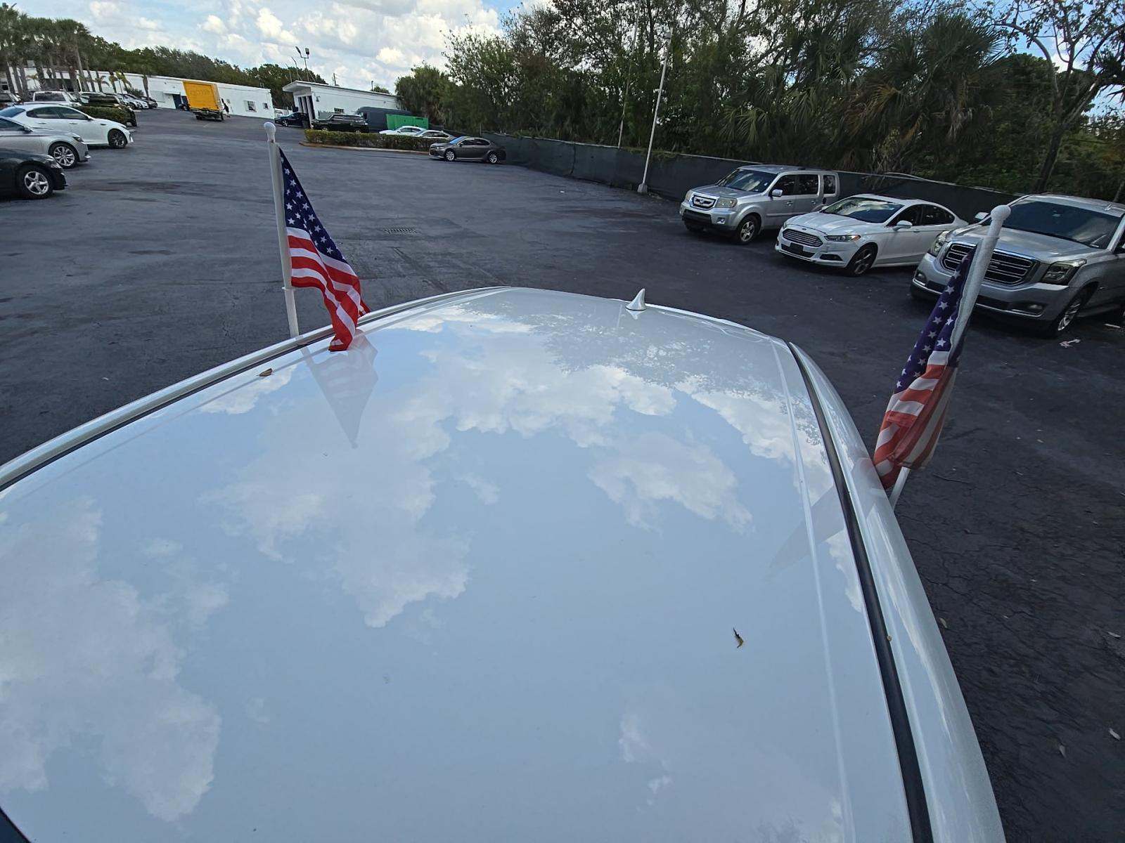 2025 Toyota Camry SE FWD