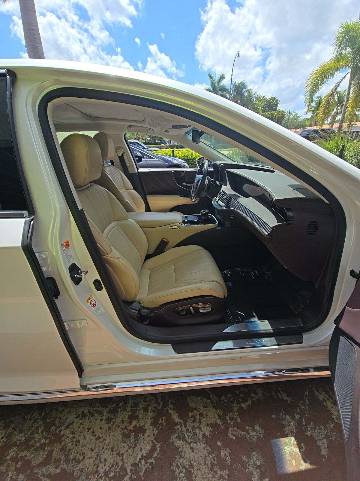 2018 Lexus LS LS 500h AWD