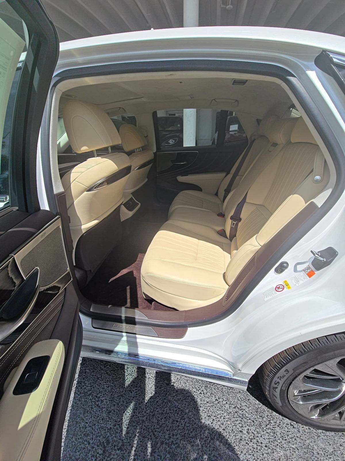 2018 Lexus LS LS 500h AWD