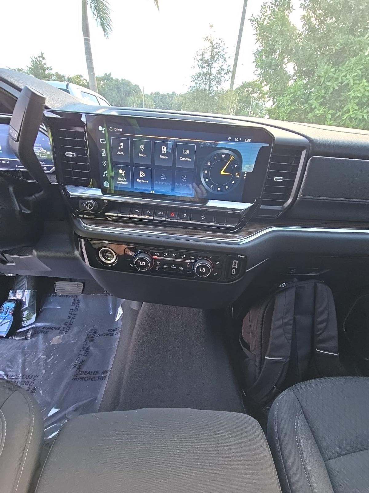 2024 Chevrolet Silverado 1500 RST AWD